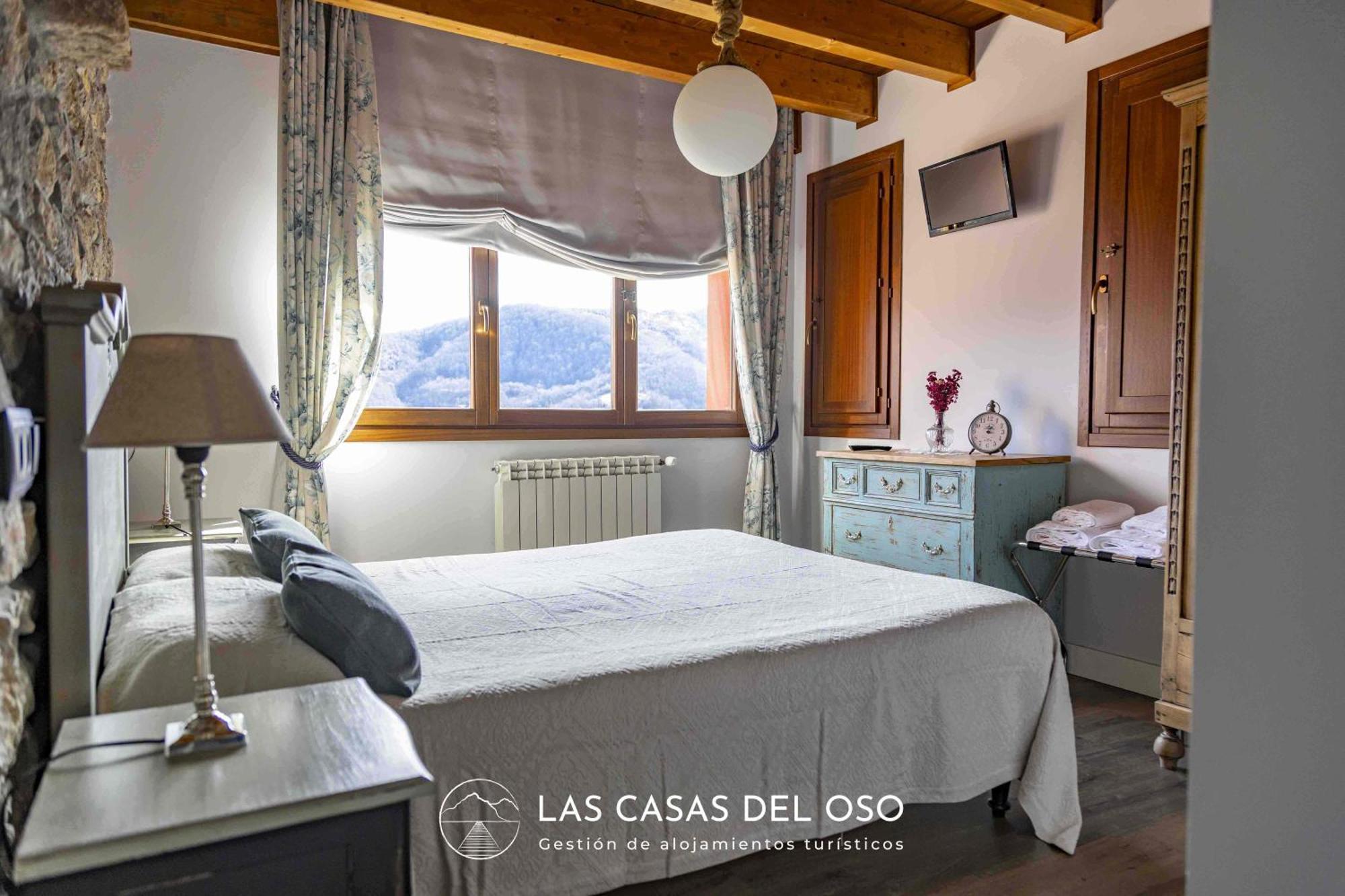 El Mirador De San Trocaya - Las Casas Del Oso Villamarcel Exterior foto