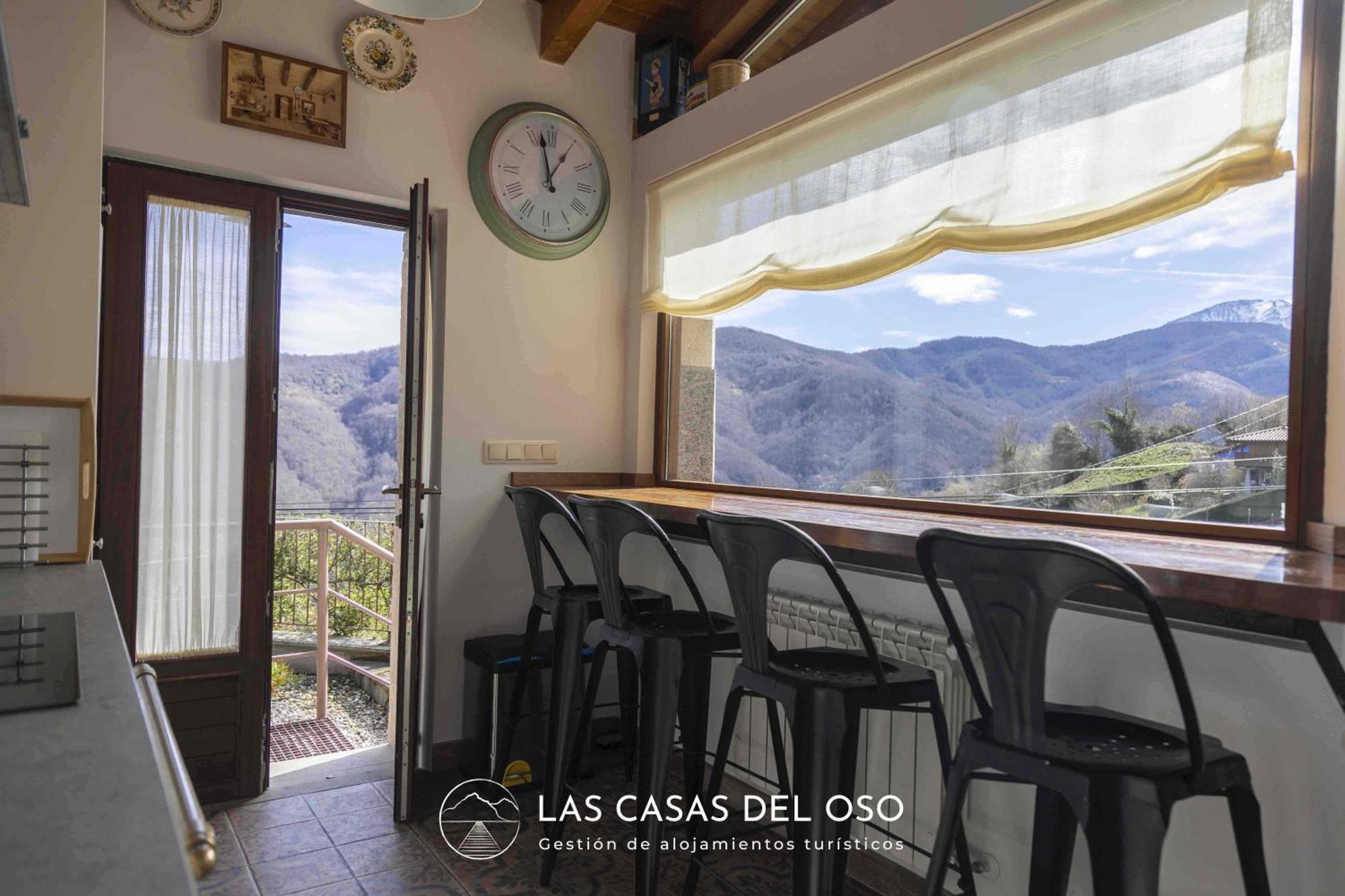 El Mirador De San Trocaya - Las Casas Del Oso Villamarcel Exterior foto