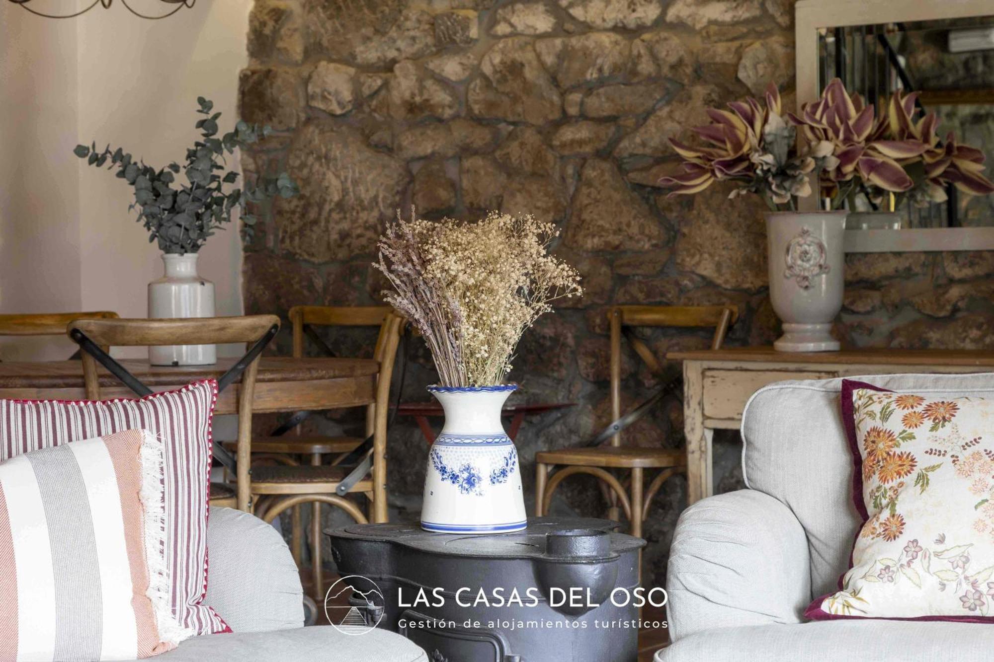El Mirador De San Trocaya - Las Casas Del Oso Villamarcel Exterior foto